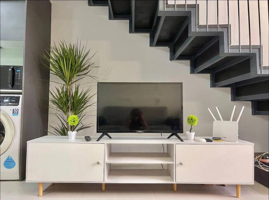 Tamarind Suite Cyberjaya 2-10Pax Duplex Экстерьер фото