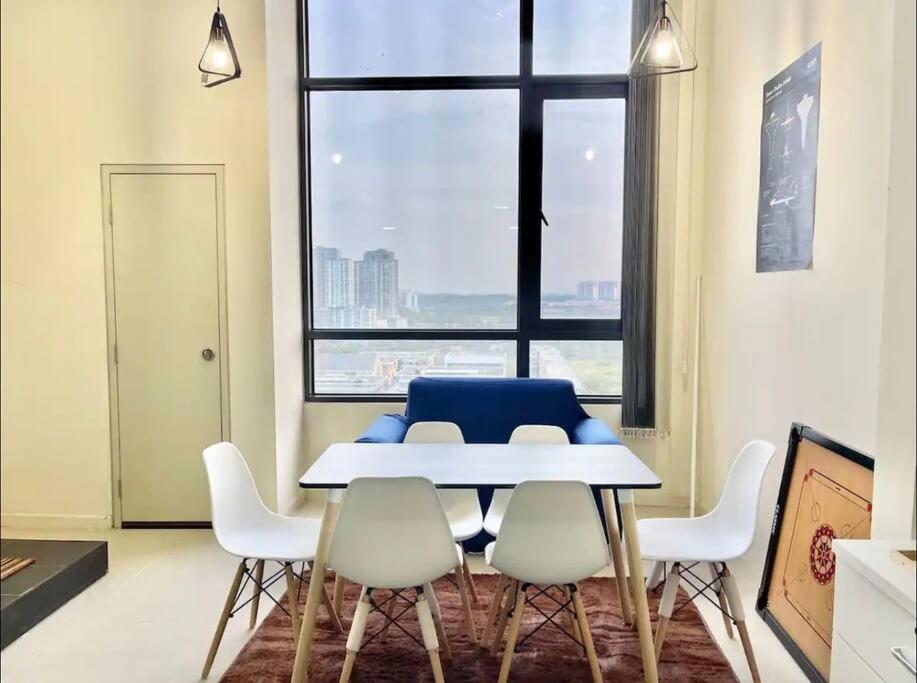 Tamarind Suite Cyberjaya 2-10Pax Duplex Экстерьер фото