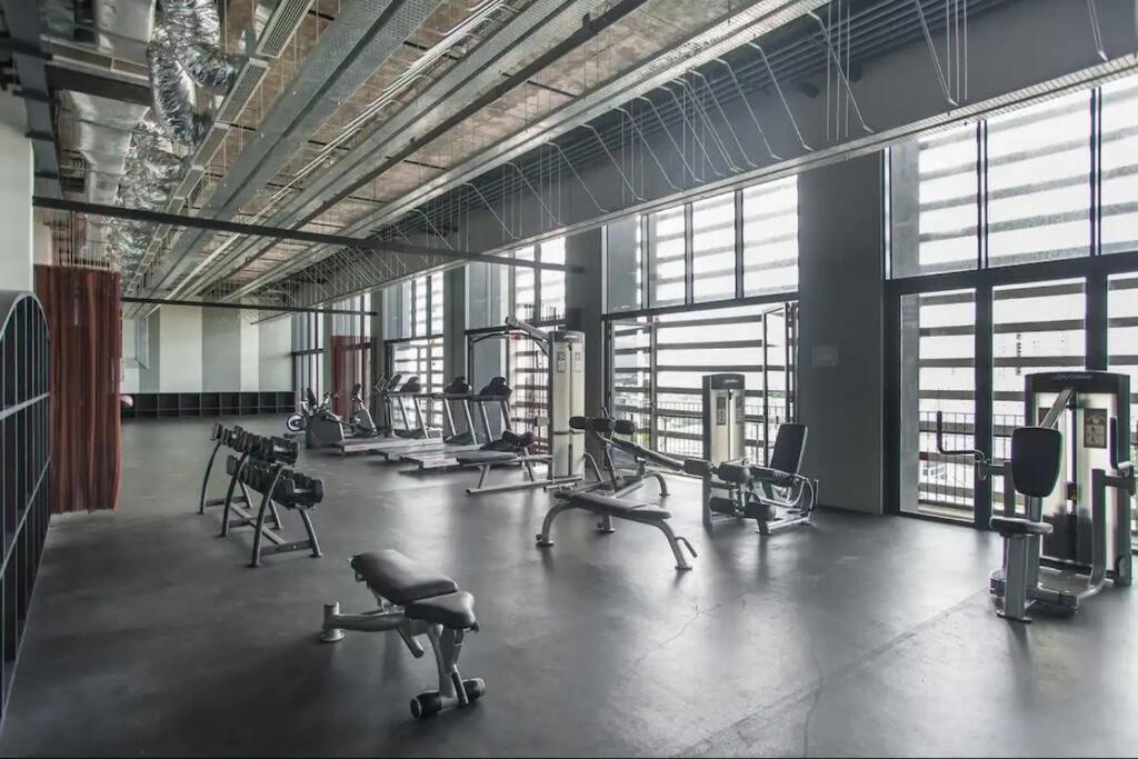Tamarind Suite Cyberjaya 2-10Pax Duplex Экстерьер фото
