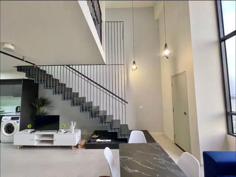 Tamarind Suite Cyberjaya 2-10Pax Duplex Экстерьер фото